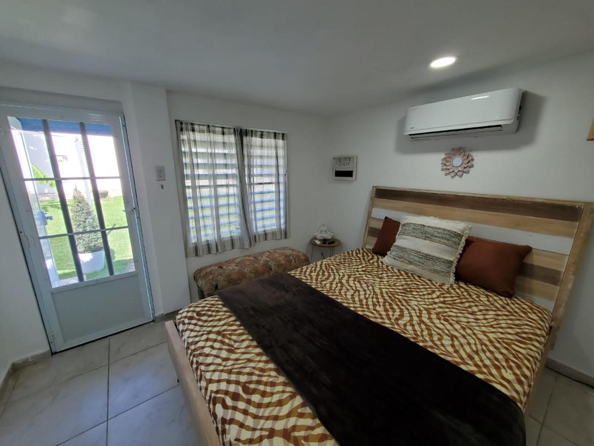 Aguadilla Breeze Apt In Gated Complex 8 Minute Walk To Crashboat Beach Экстерьер фото